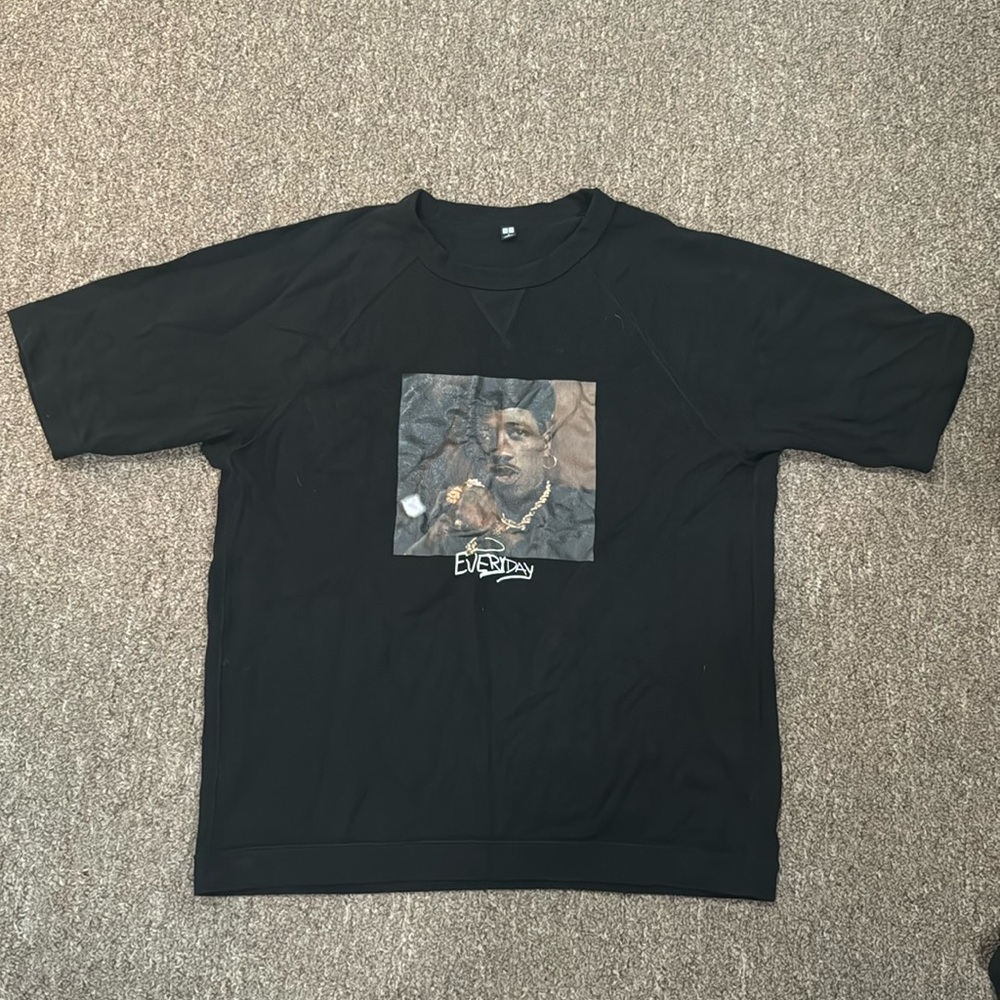 Uniqlo x Every Day t shirt
